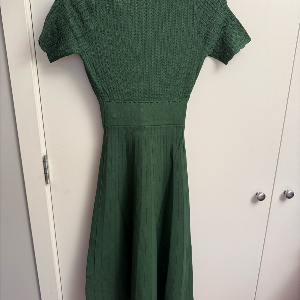 Sézane Knit Green Dahlia Midi Dress - Rare, Sold Out - Picture 4 of 7
